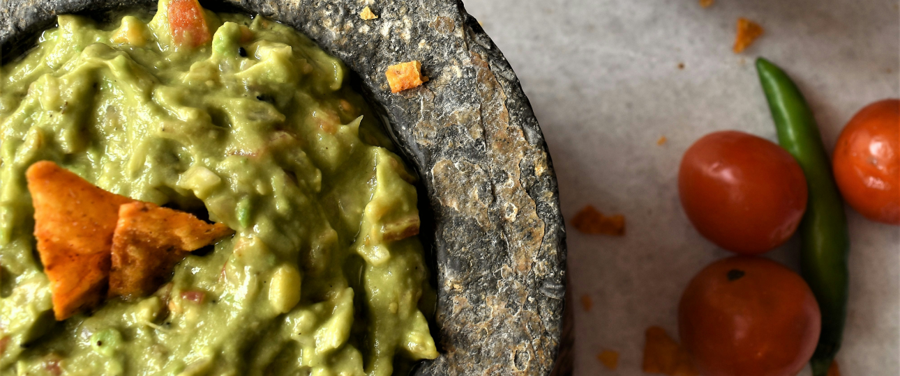 Pot de guacamole sans fodmaps pour l'apéritif